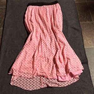 Pink lularoe maxi skirt. Size small.